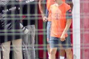 pg电子官网-图片报：德甲多队有意18岁小将查维斯，球员和拜仁合同今夏到期