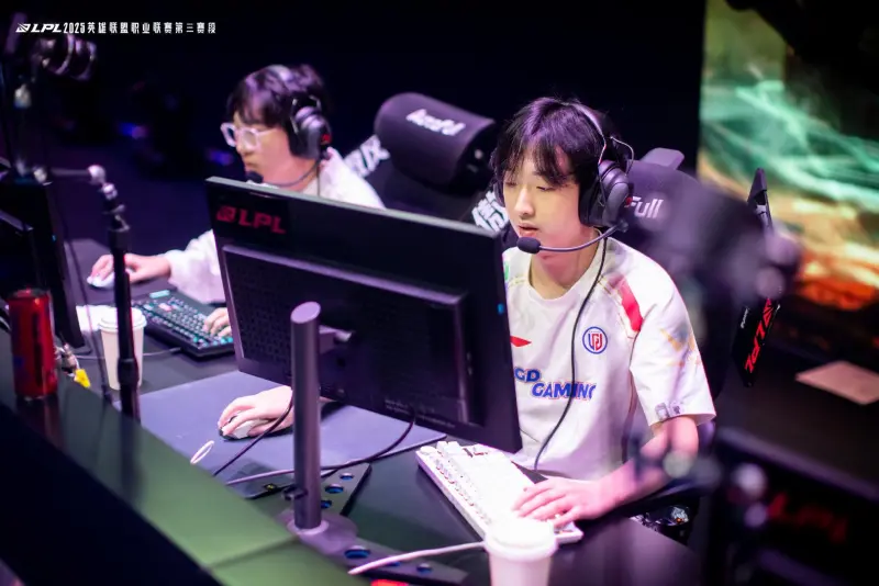 pg电子-LPL官方发布LGD赛后返图：此战虽憾，亦在磨练中成长